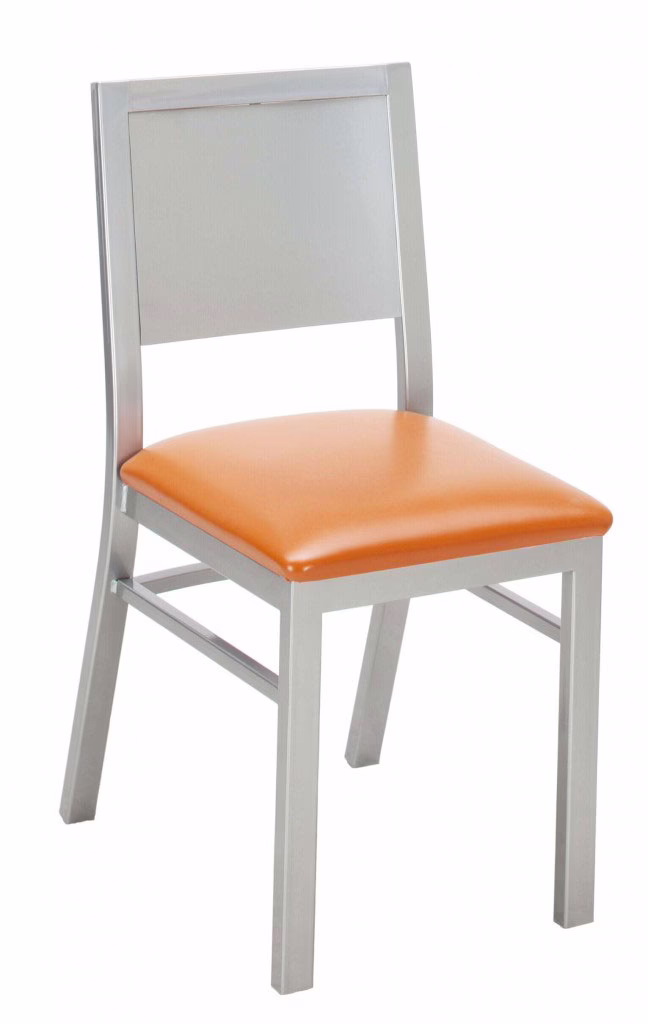 1_EU-110_UPH-SEAT_ANGLE-VIEW-648x1024